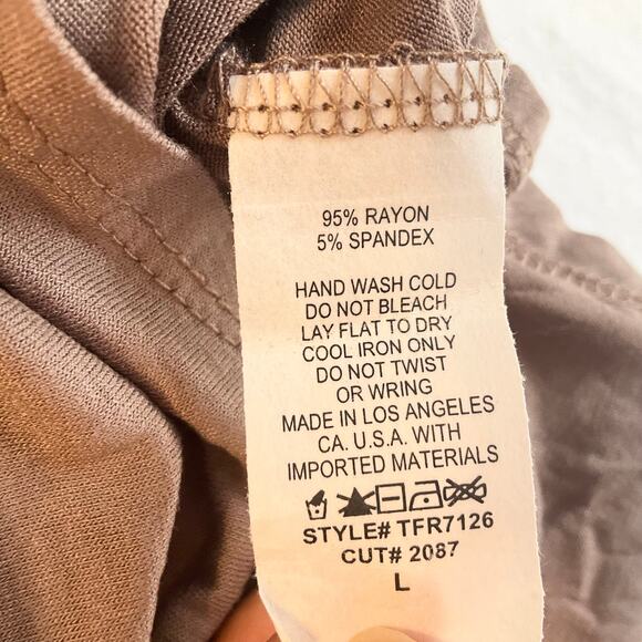 French Pastry Los Angeles Women Blouse size L Brown Sleeveless Dream Catcher - Picture 5 of 7